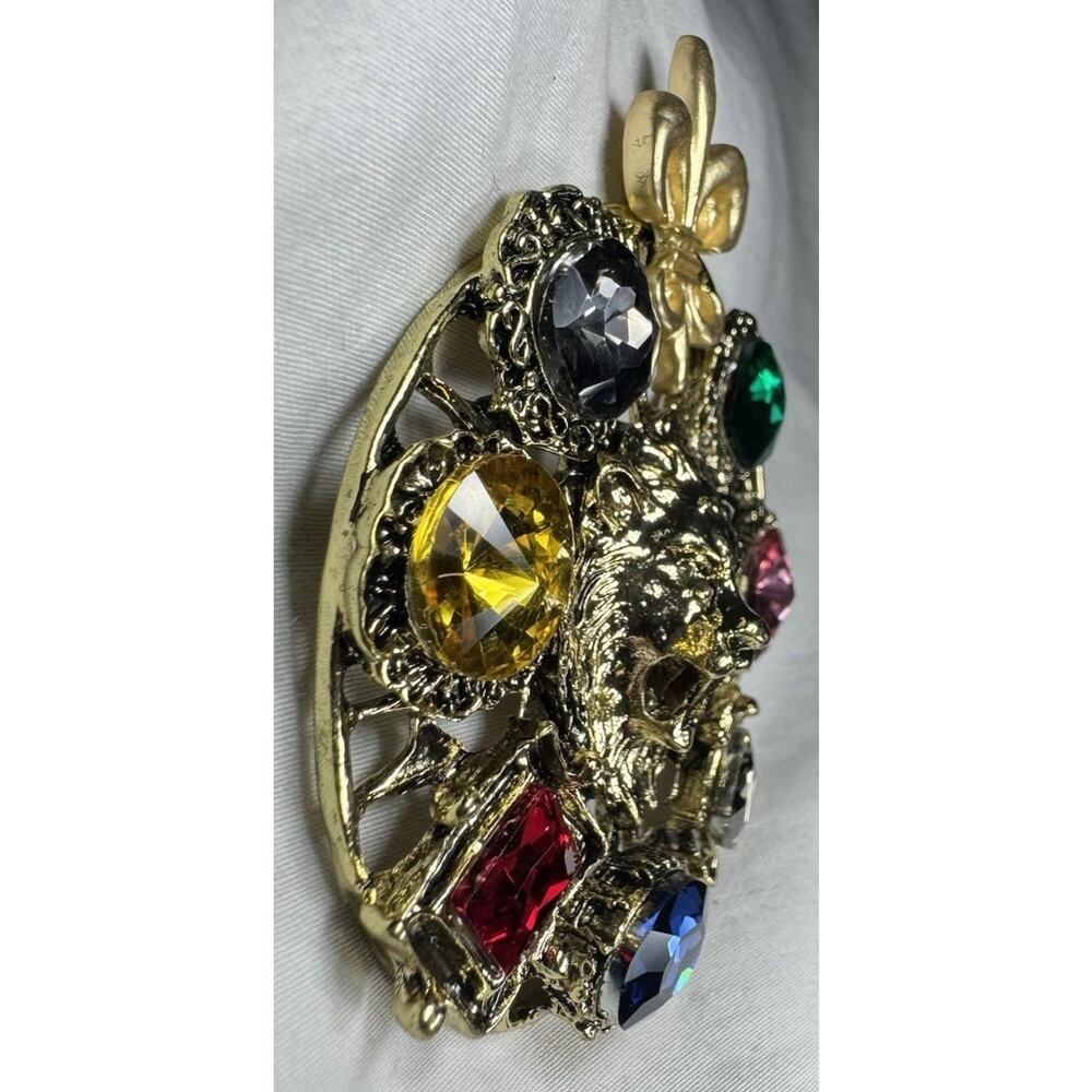 Lion Head Fleur De Lis Brooch Pin Gold Tone Multicolor Rhinestone Statement NEW - Picture 2 of 7